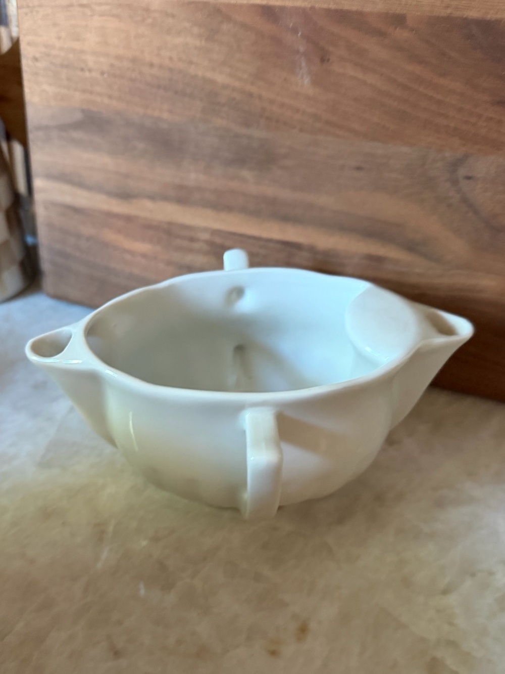 Pillivuyt France porcelain sauceboat fat and lean gravy separator